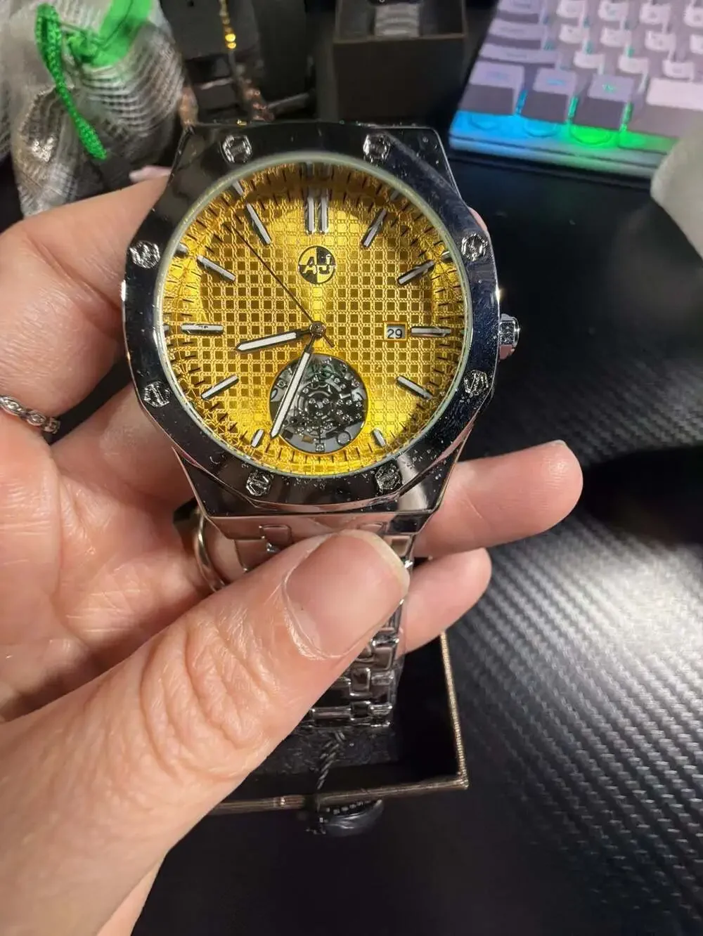 AJ High-Quality Stainless Steel Men's Analog Watch